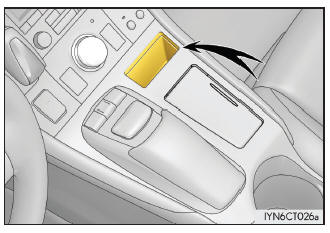 Lexus CT. Utilización de los espacios de almacenamiento